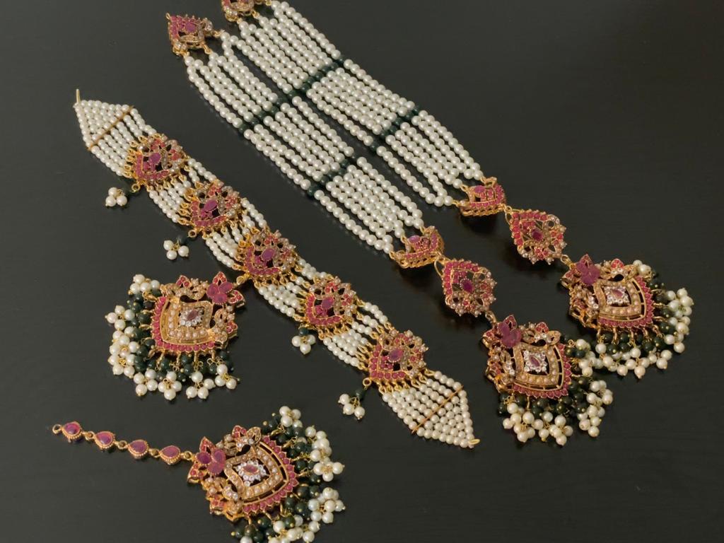 Best Imitation Jewellery for Women – Online Shopping