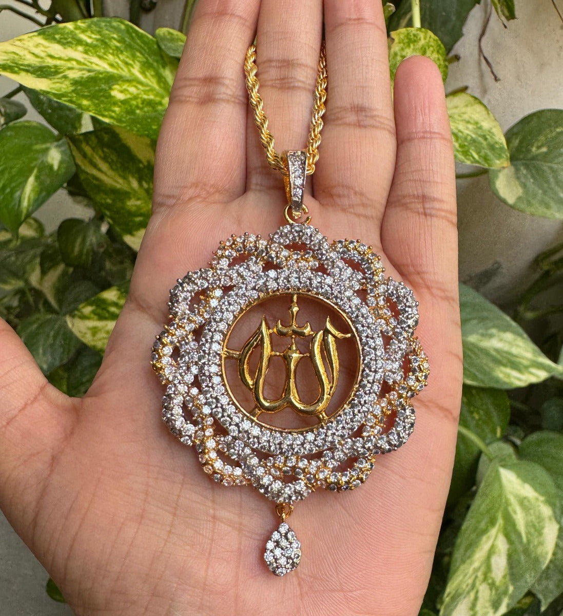 Calligraphy Jewelry Trends 2025