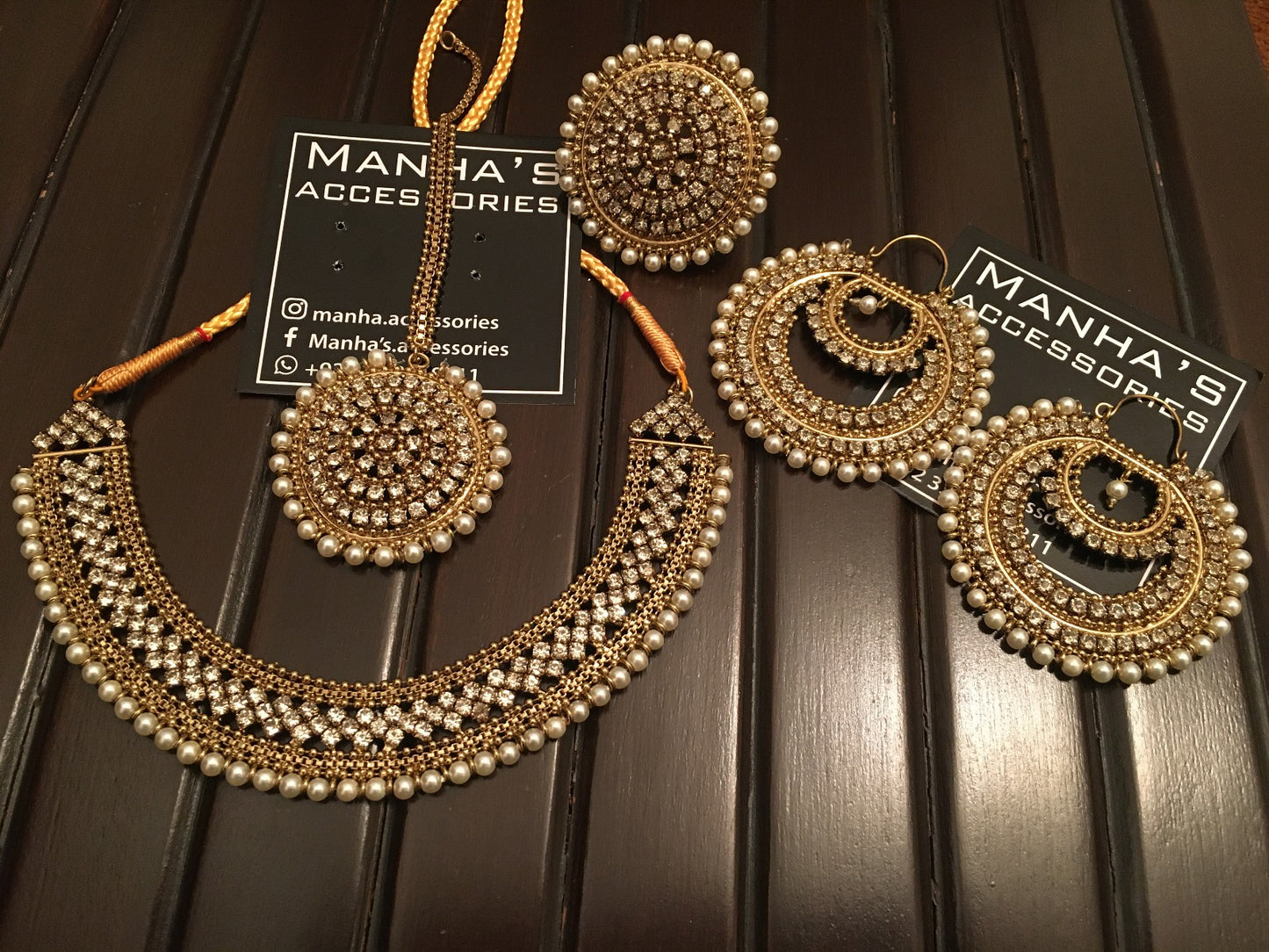 Chandbali Earrings with Maang Tikka