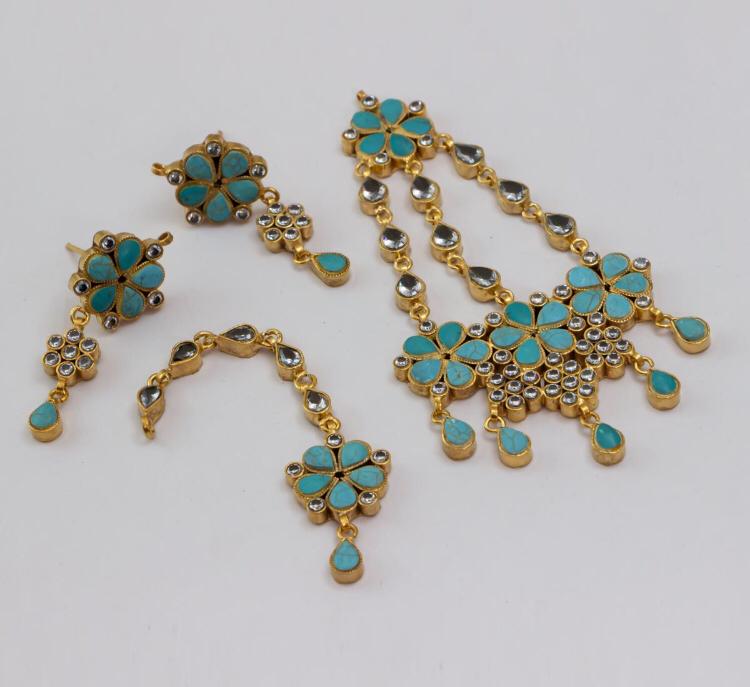 FEROZA Jhoomar Tikka Design with Earrings
