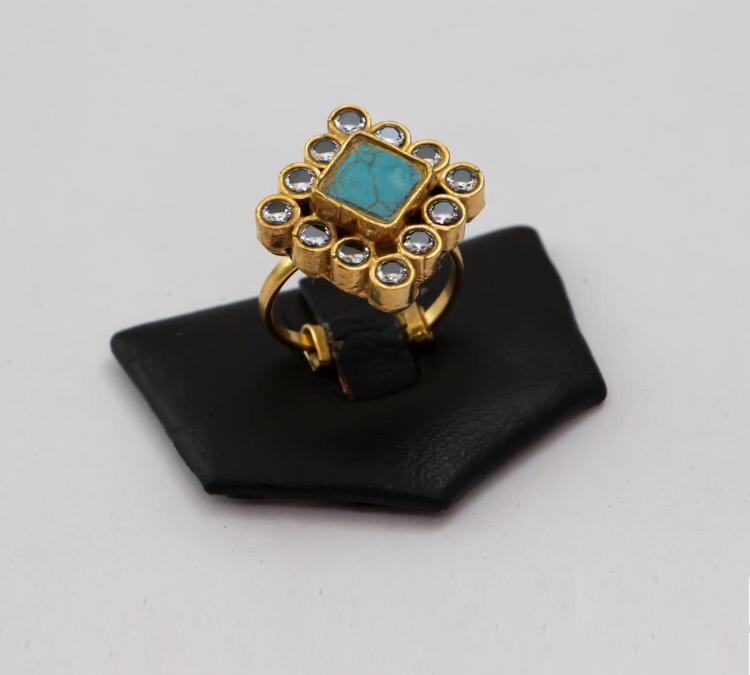 Feroza Gold Ring Design Pakistan