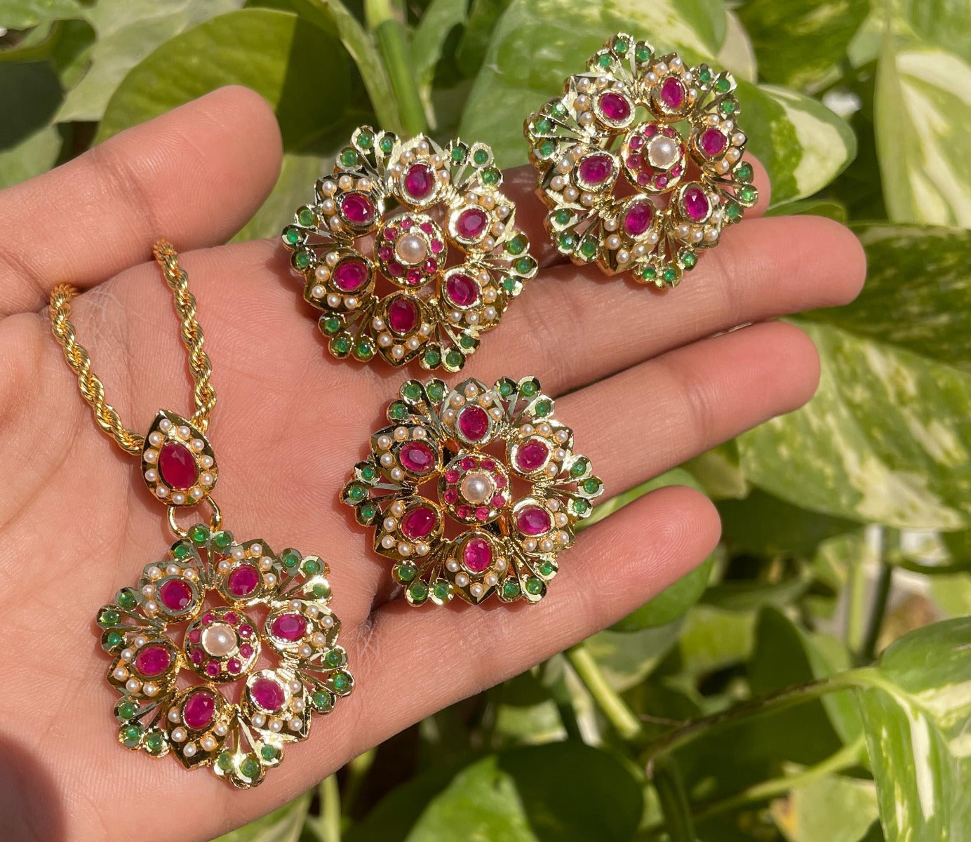 Gold Chain Locket Set