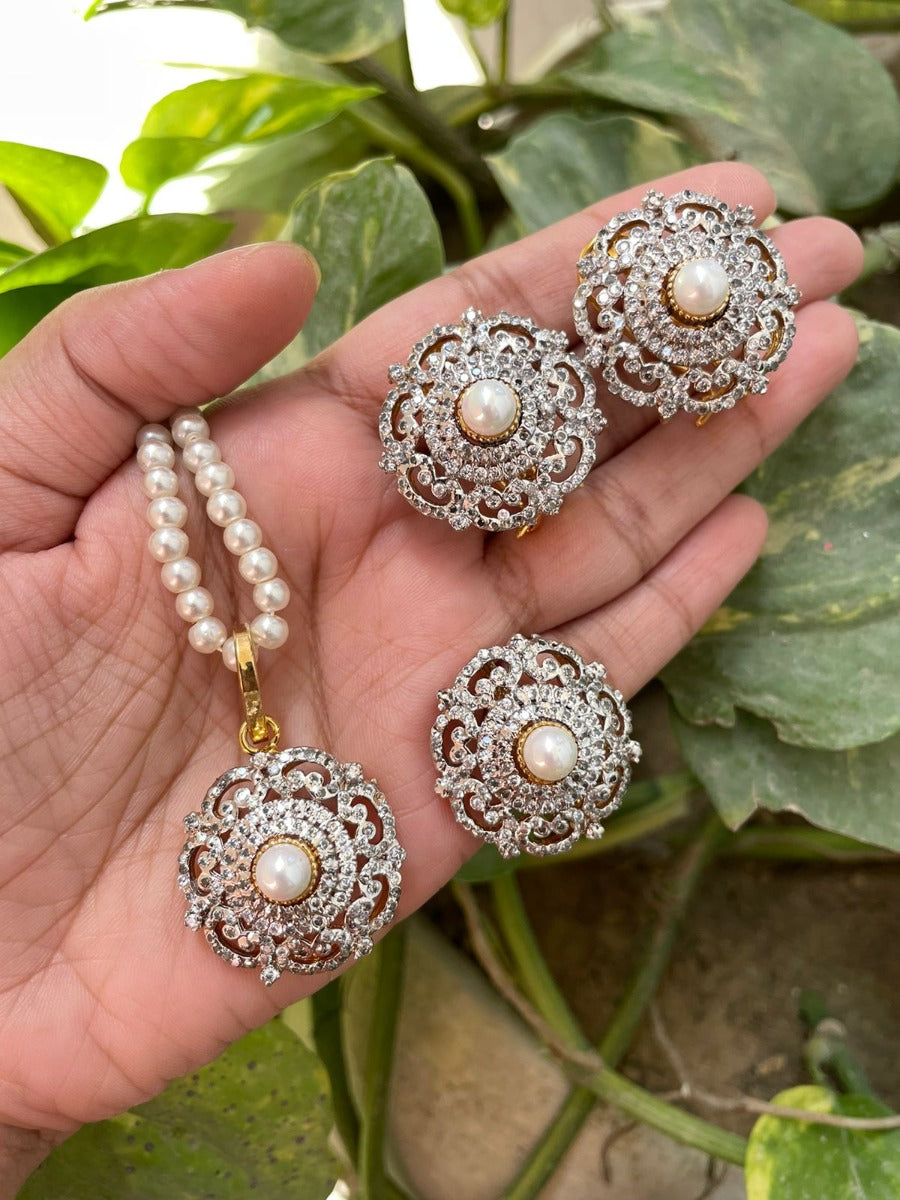 Gold Plated Zircon Pendant Set