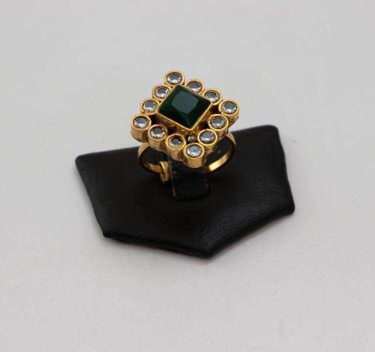 Gold Ring Design Pakistan