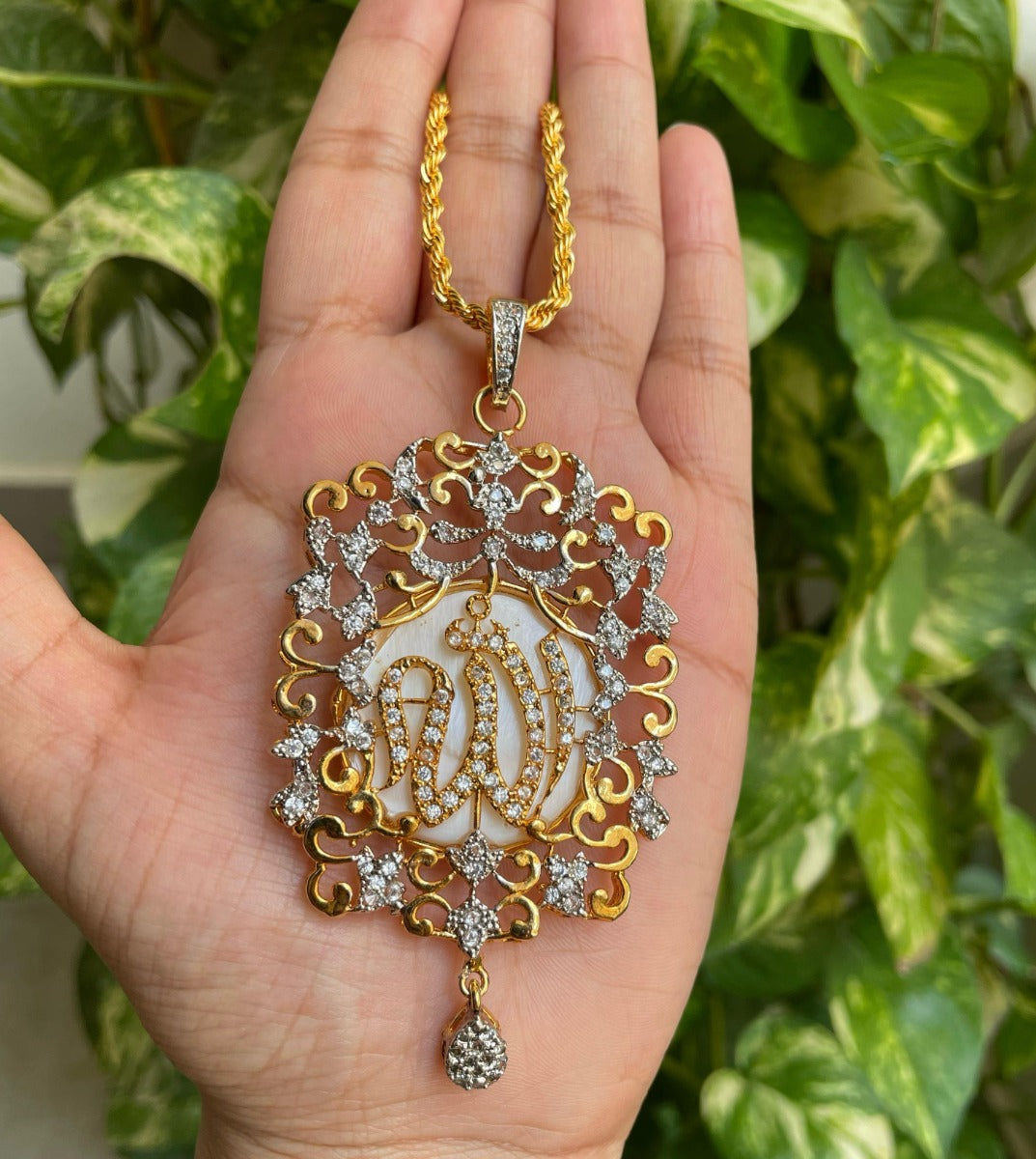 Gold Women Calligraphy Jewelry Shop Online