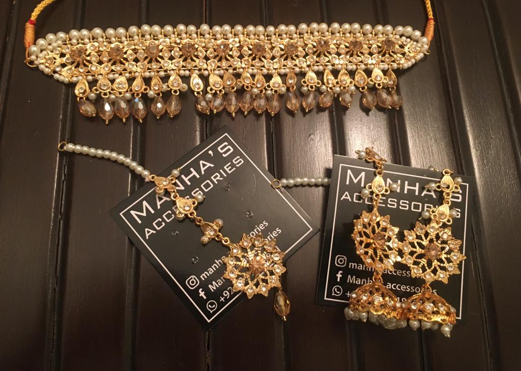 Golden Hyderabadi Guluband Set Online