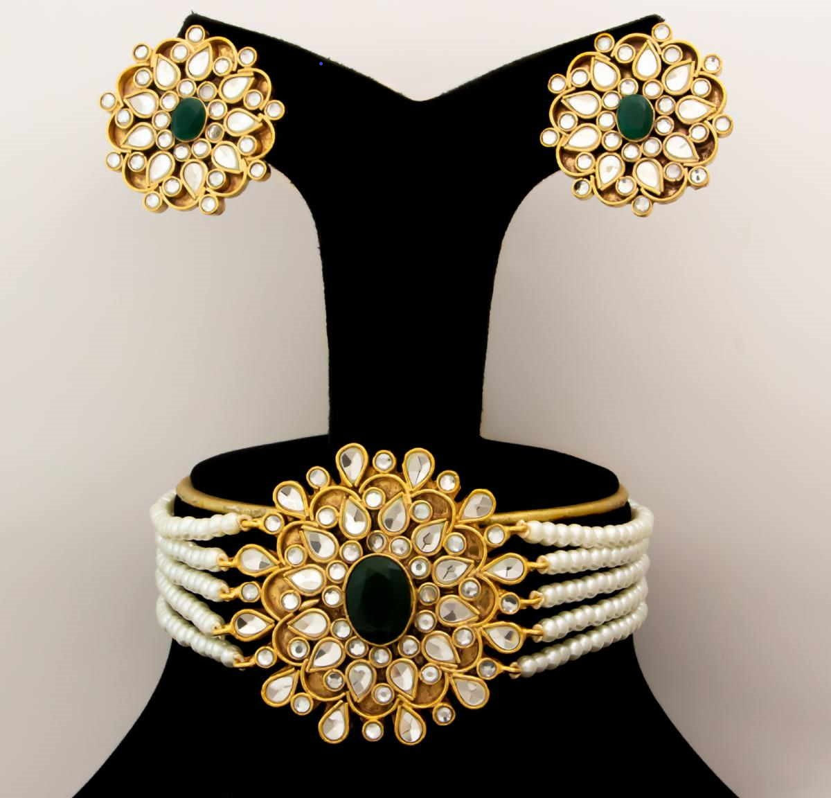 Green Imitation Jewellery Kundan