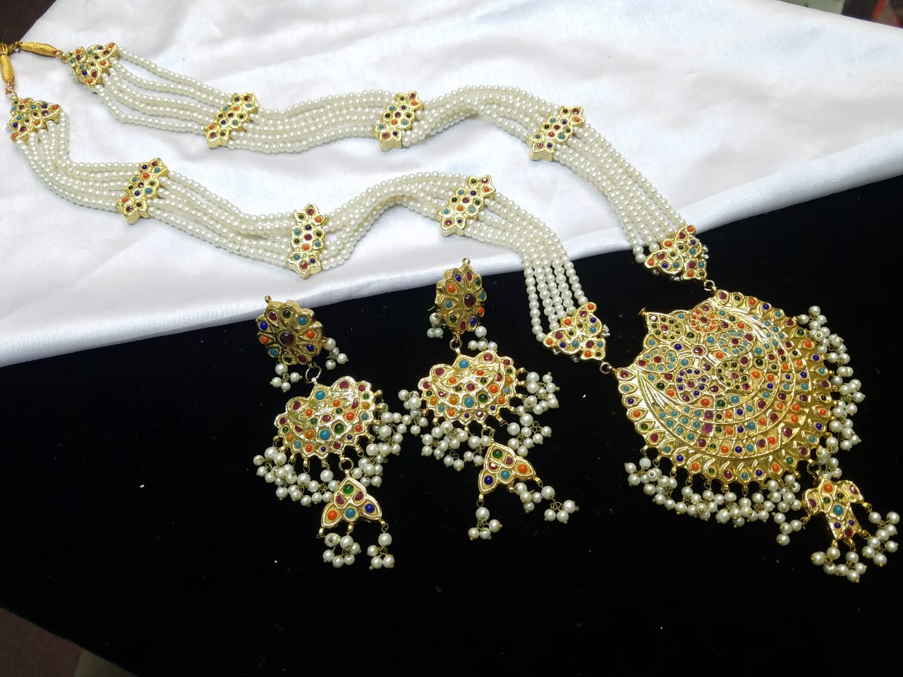 Jewellery on Hijab