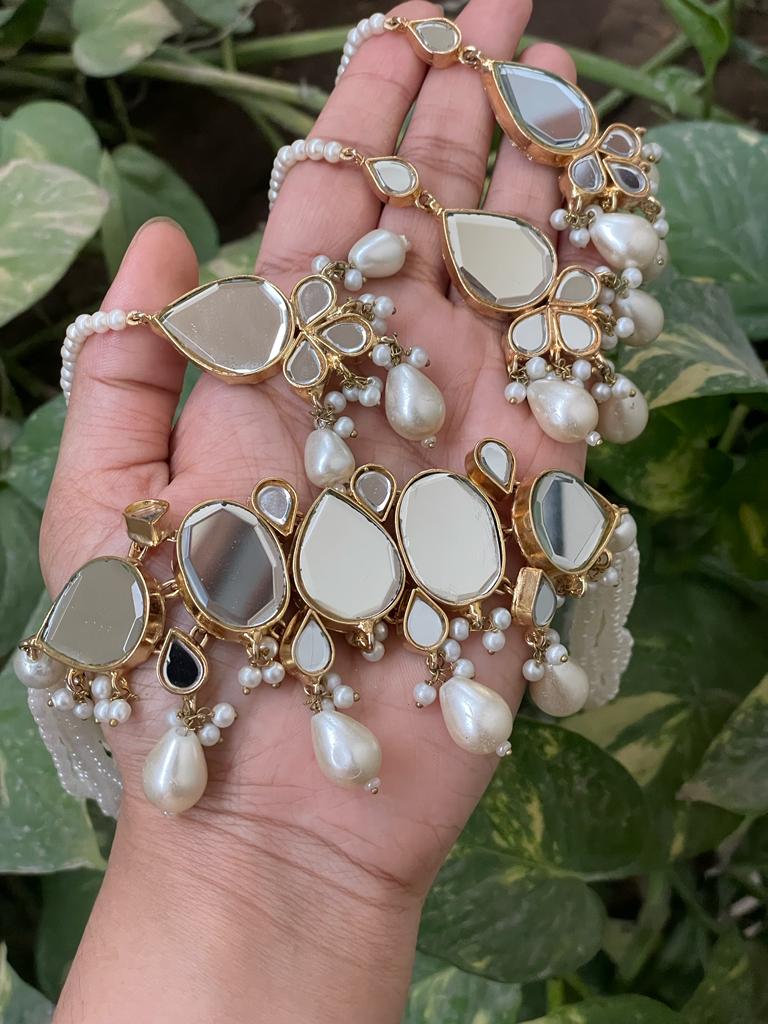 Latest Kundan Choker Jewelry Set