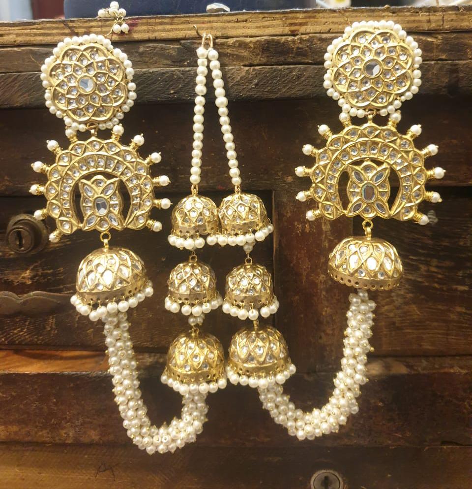 Long Earrings With Sahare