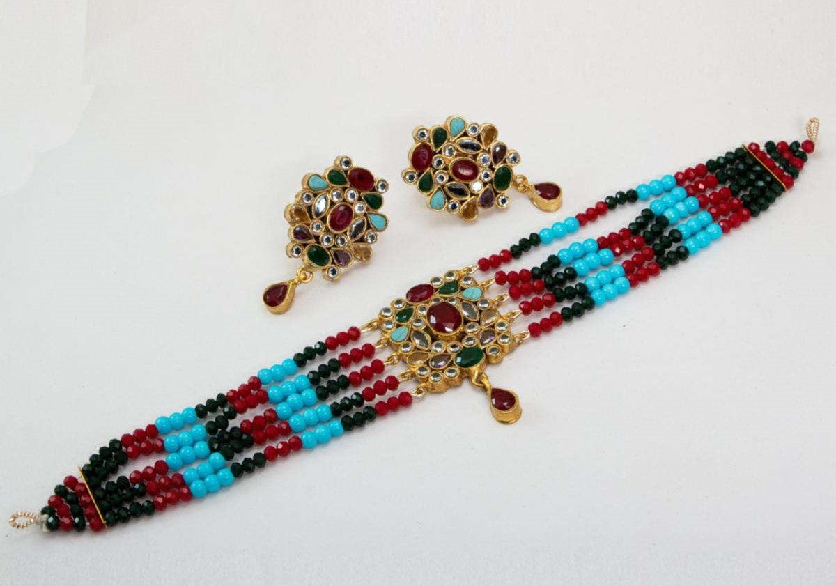Multi Pearl Kundan Choker