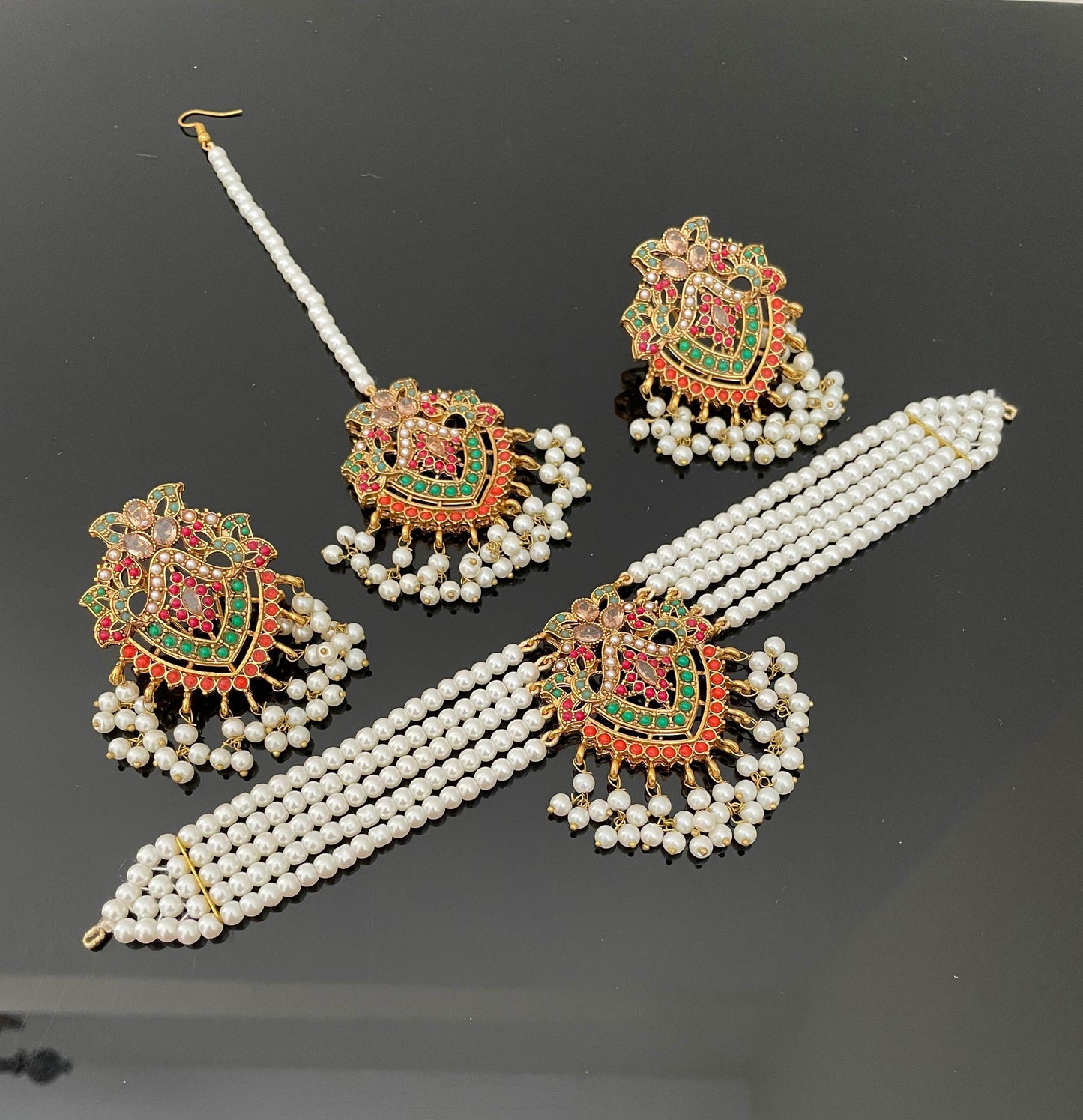choker set design