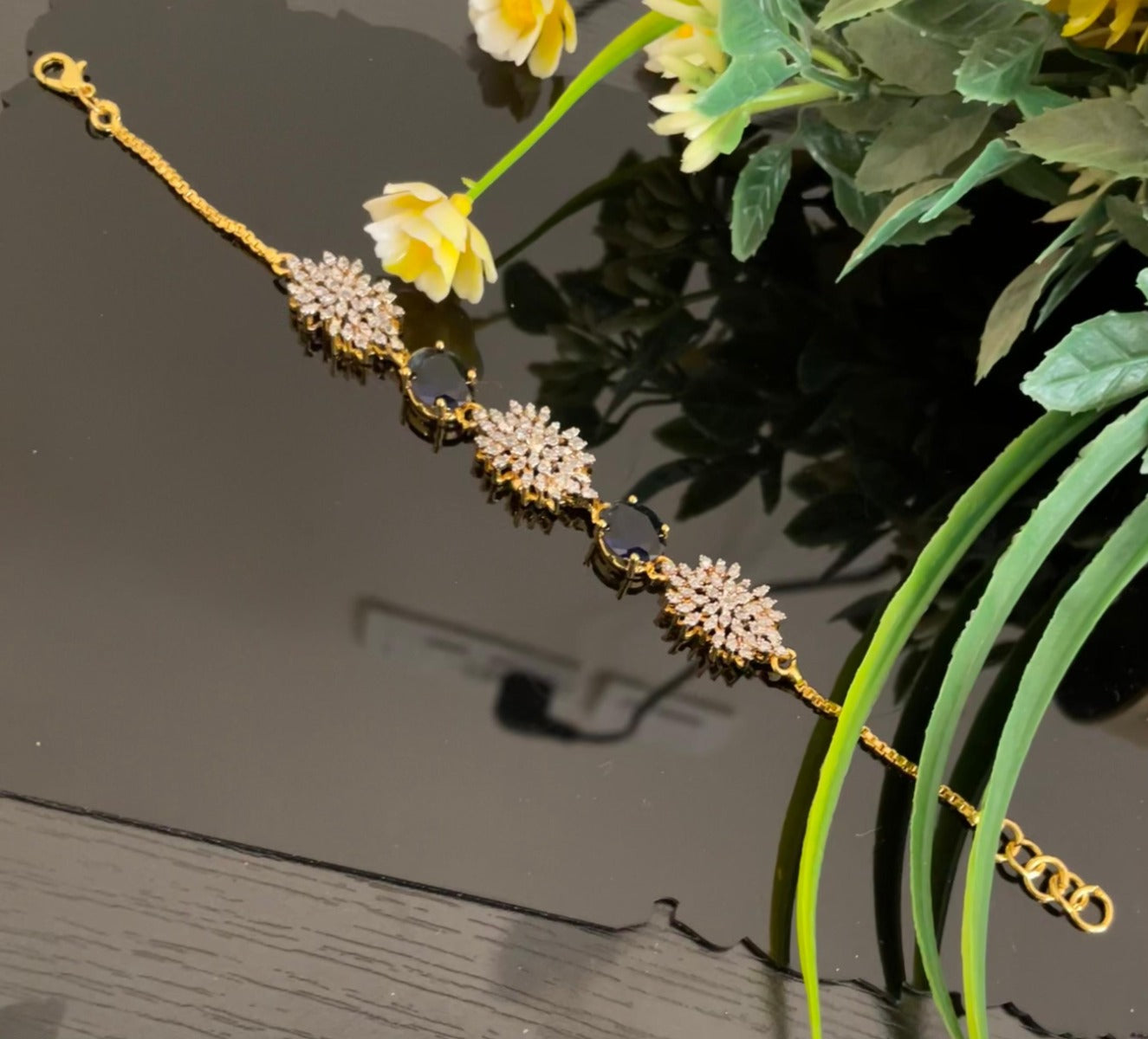 Trendy bracelets 2025
