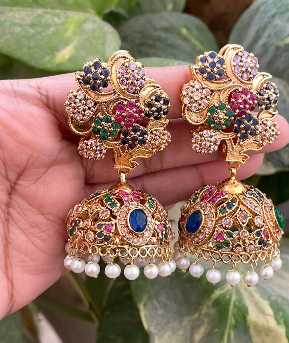 Trendy Earring Styles Pakistan for Girl