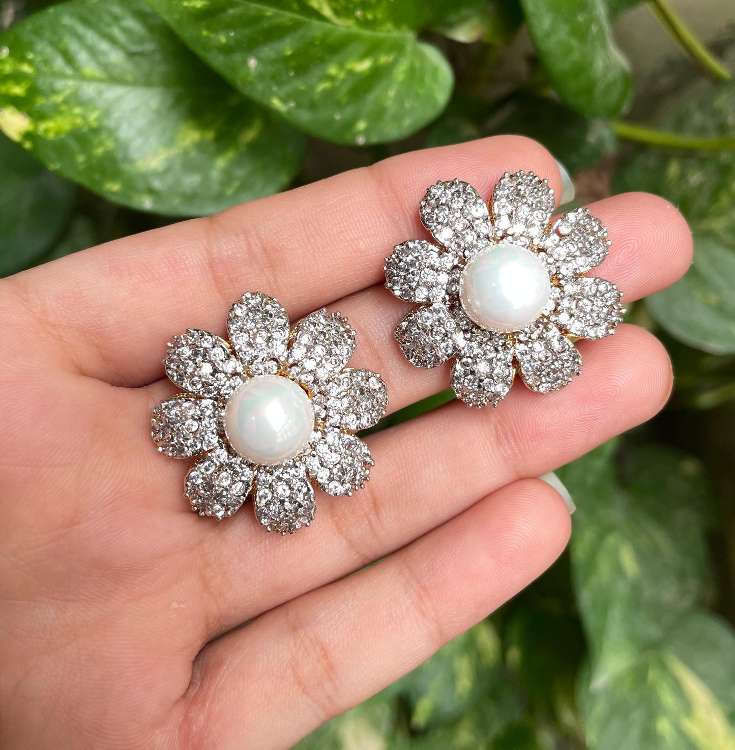 Zircon Stone Flower Earrings