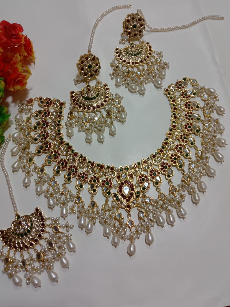 Affordable Thappa Kundan Necklace Set