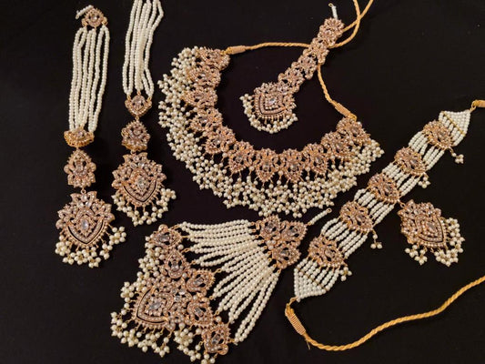 Artificial Jewellery in Lahore