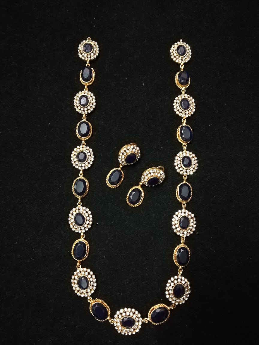BLACK Mala Set Price in Pakistan