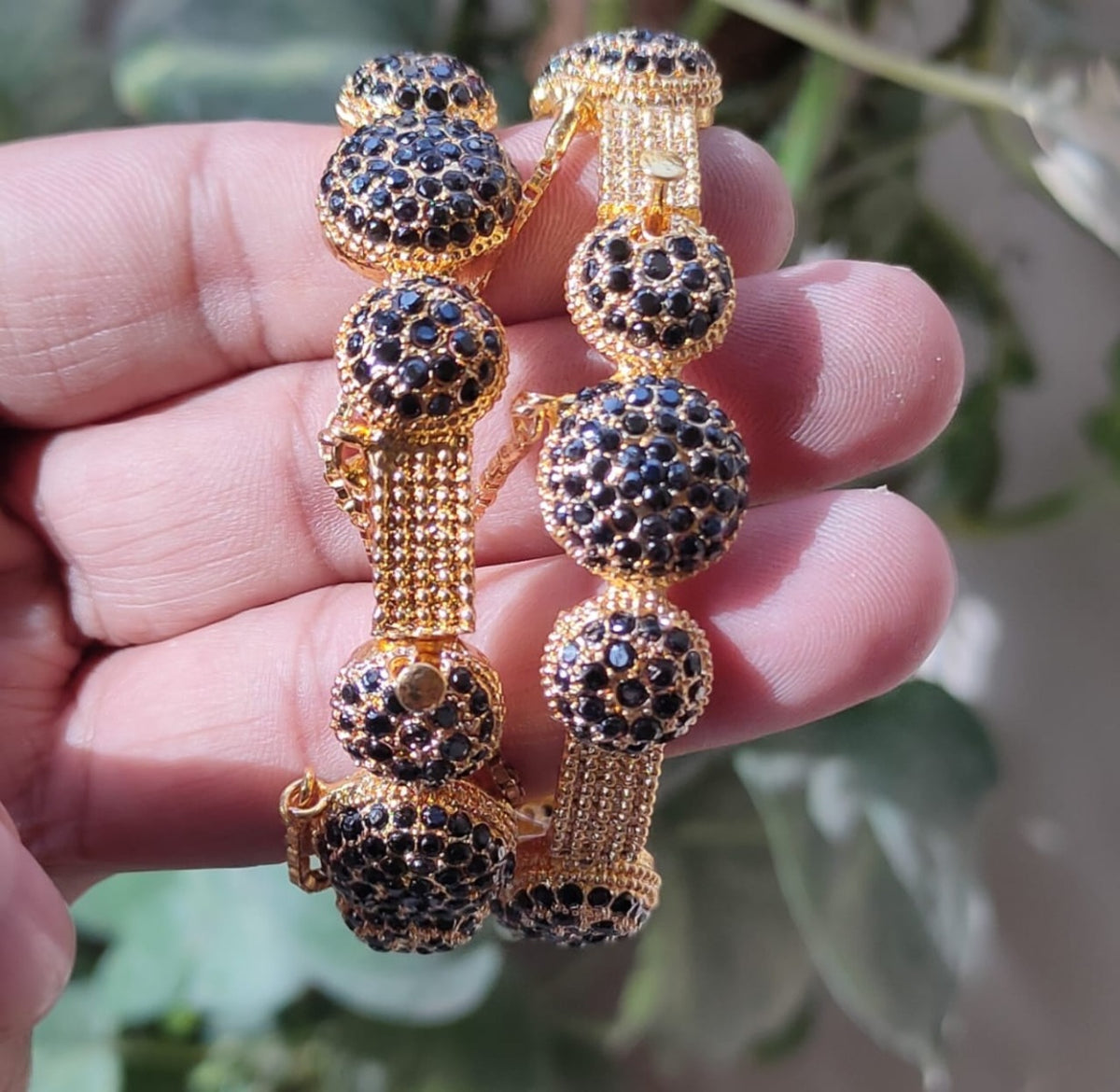 Black Bangles Design For Girl
