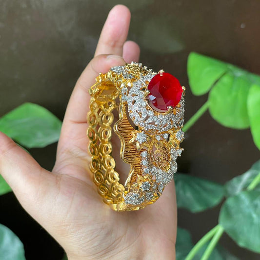 Elegant Fashion Bracelet