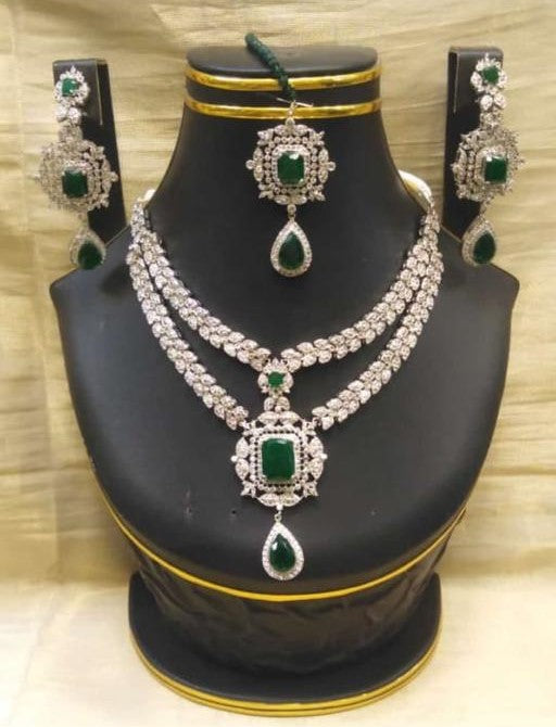  Green Stone Zircon Necklace Set Online