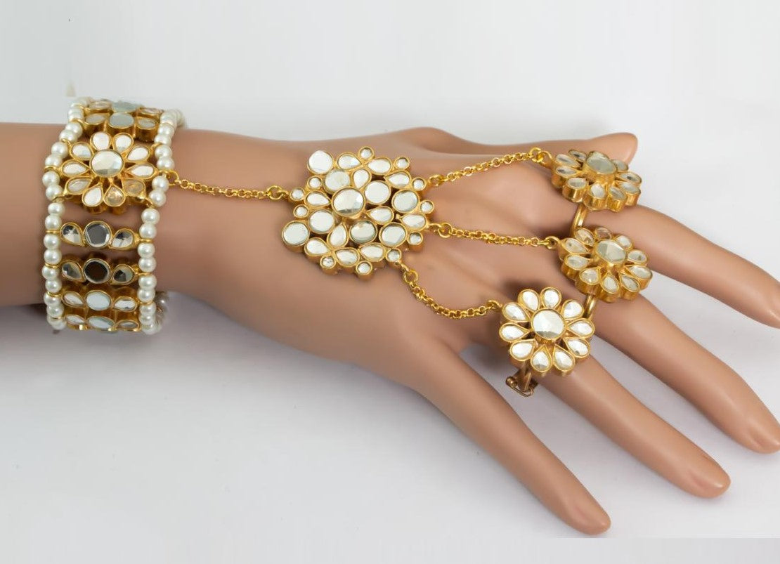 Kundan Bracelet With Ring