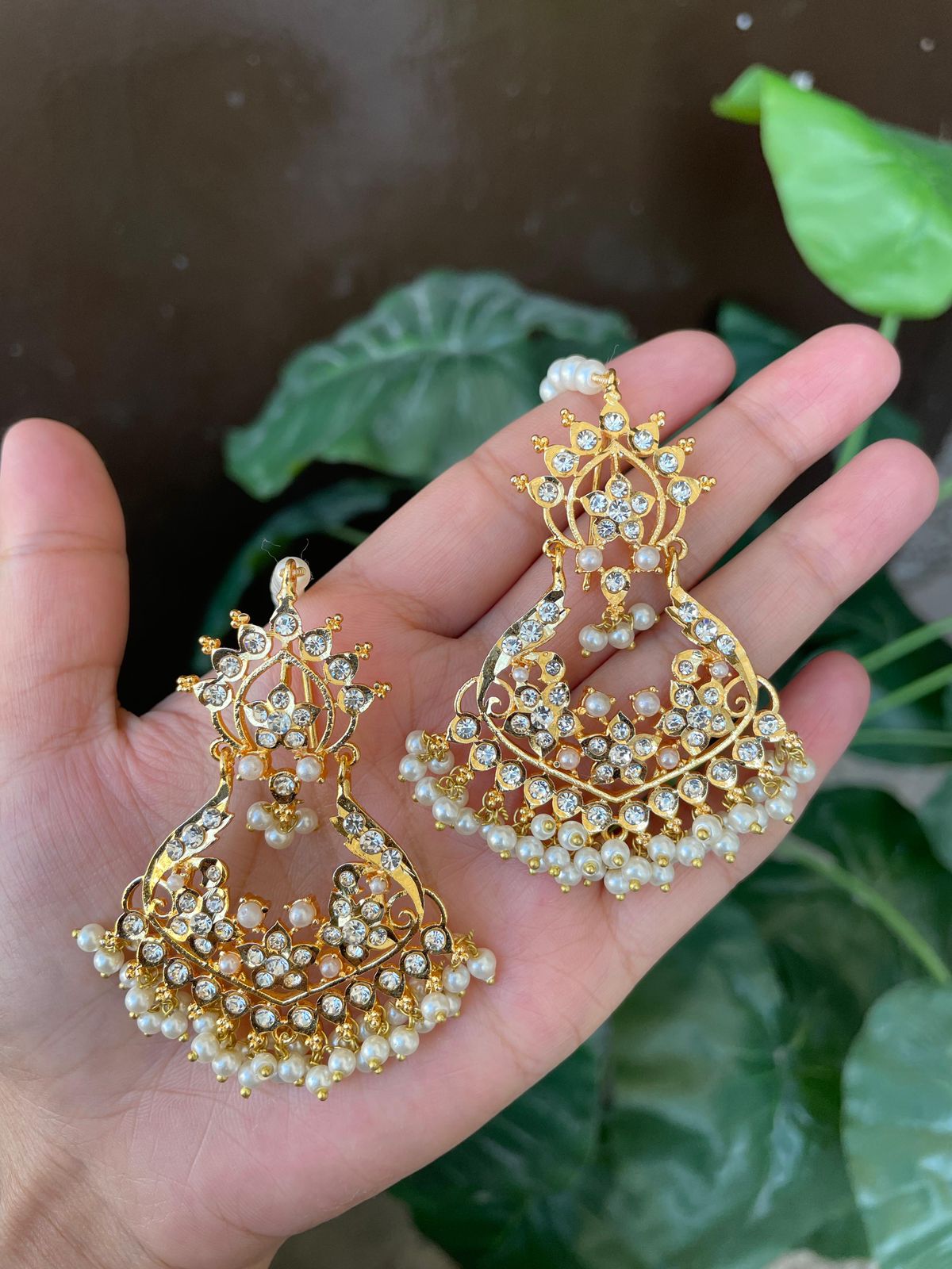 Latest Design of Gold Earrings