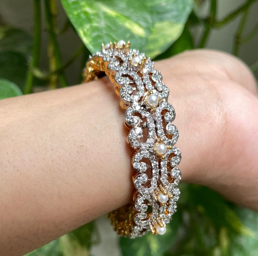 Online Gold Plated Bracelet for Women Pakistan 