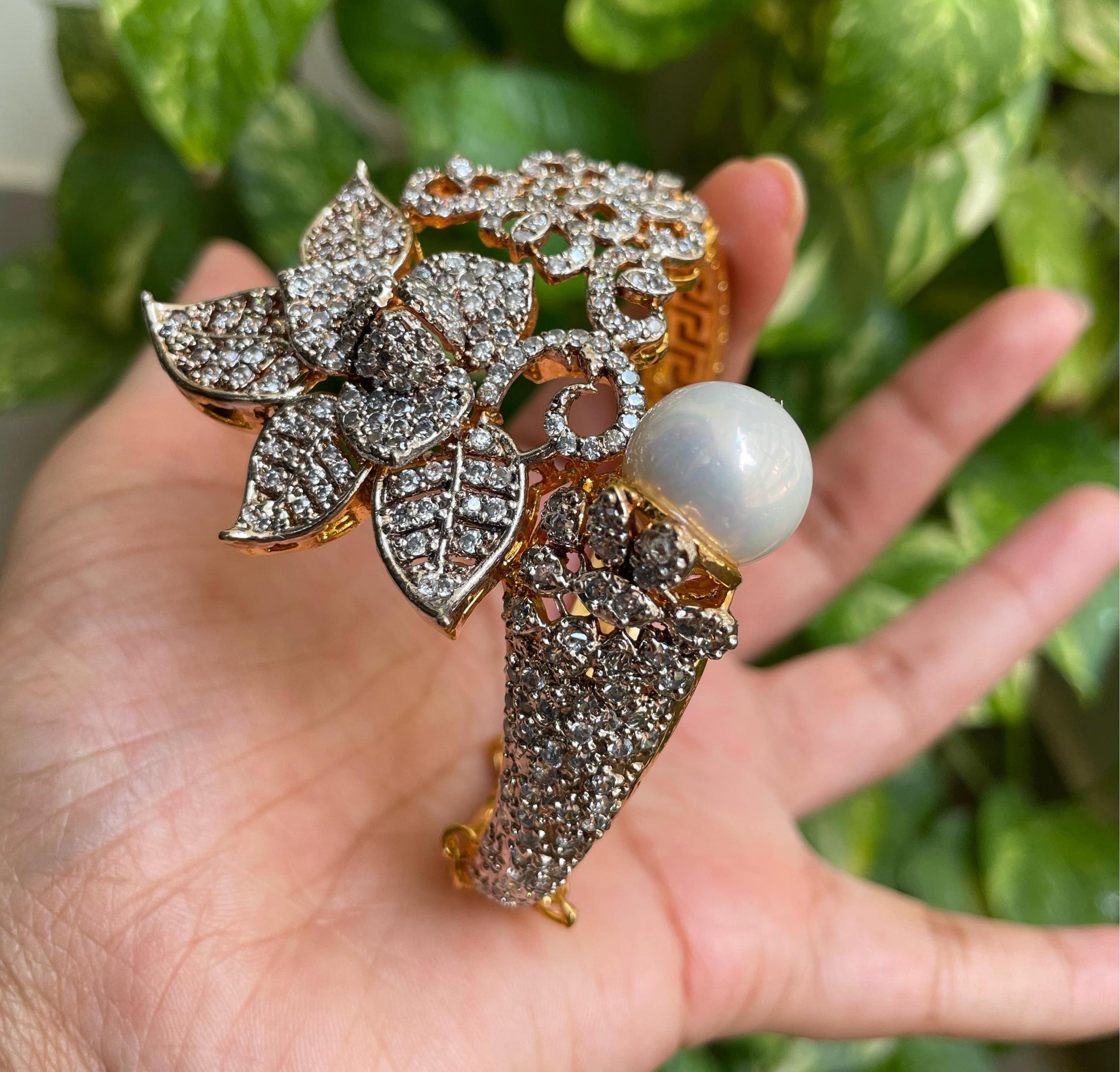 Online Zircon Bracelet Price in Pakistan