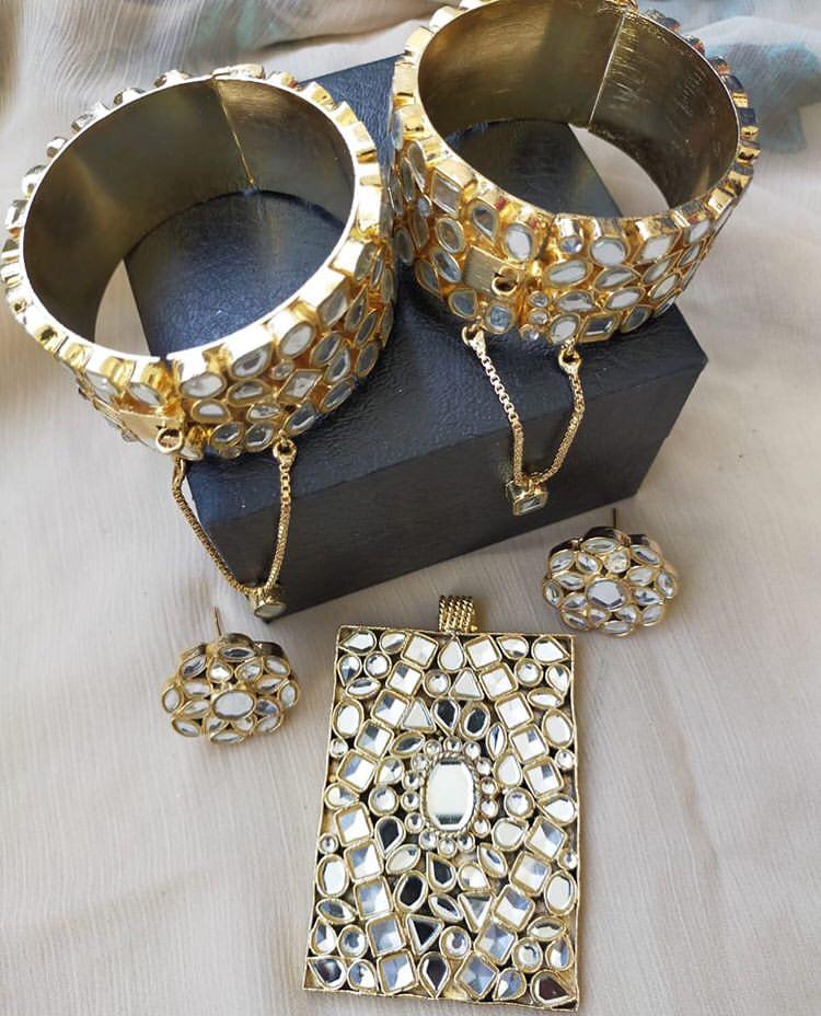 Pakistani Kundan Jewellery Box
