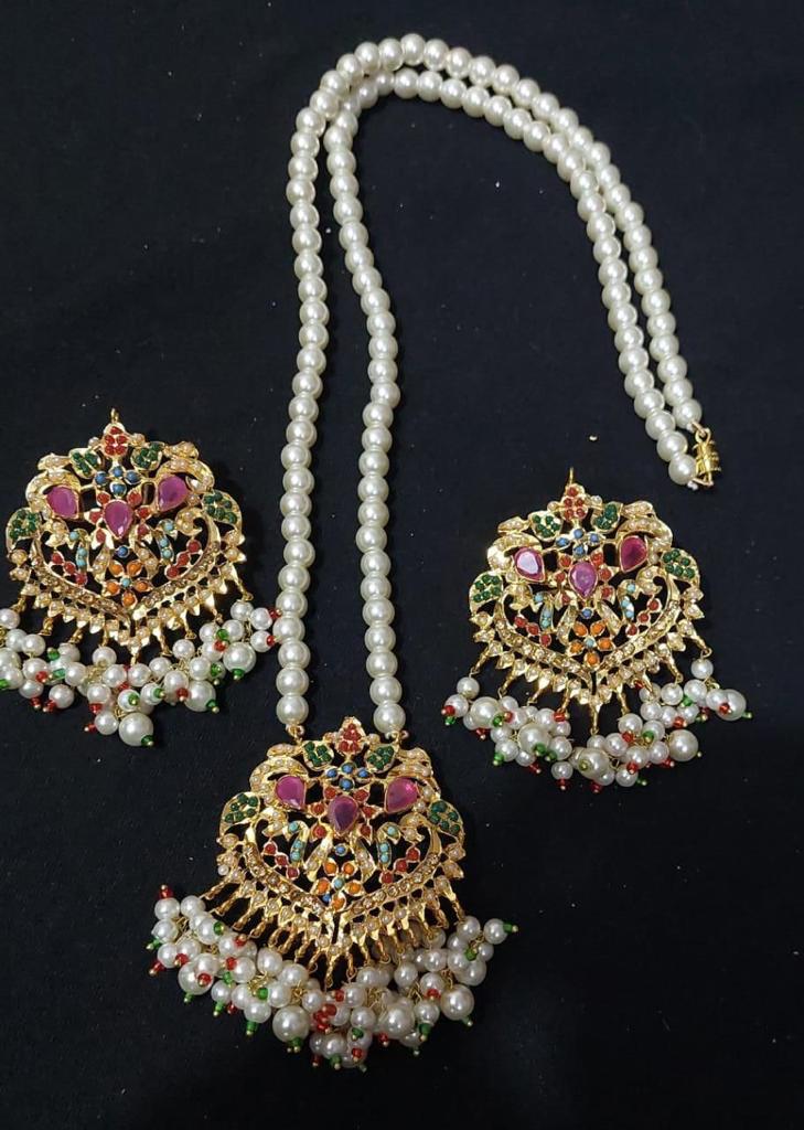 Pendant Set Online