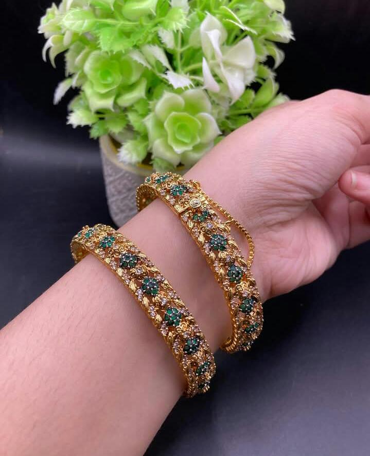 Openable Bangle Set