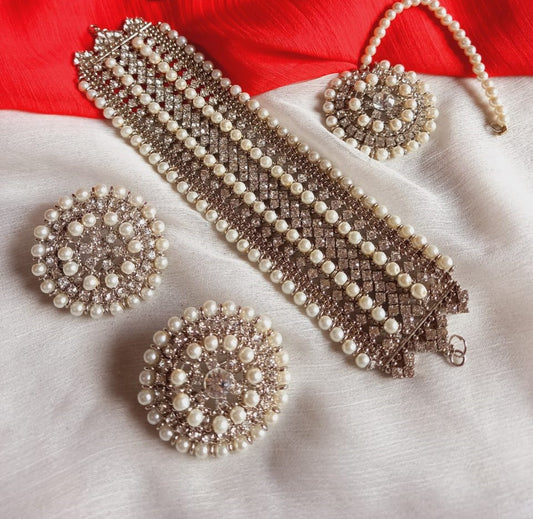 Silver Choker and Studs Jewellery Set