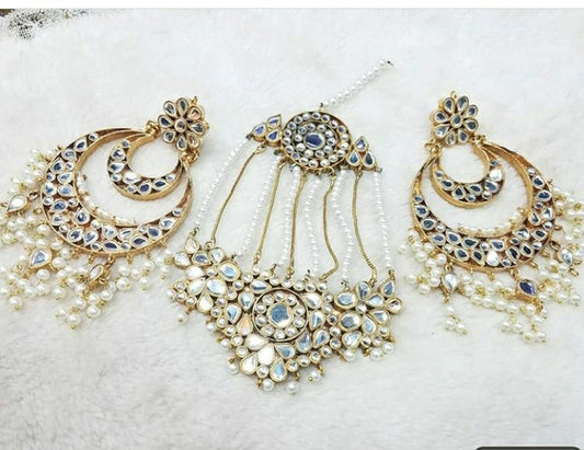 Simple Chandbali Earrings 
