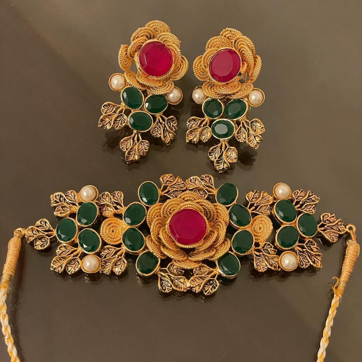 Simple Handmade Jewellery Set for Weddings