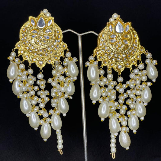 Stud Earrings in Pakistan