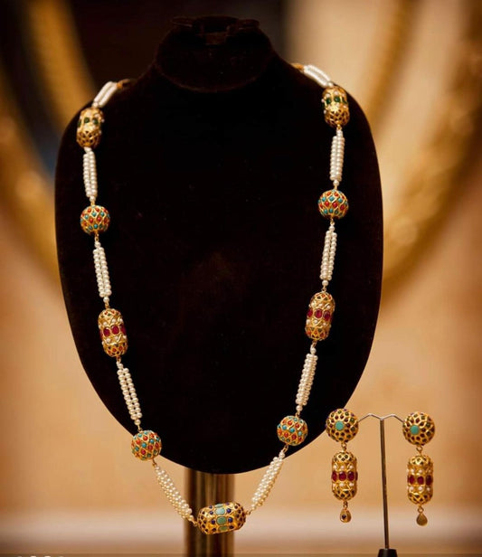 Traditional Thappa Jewellery Set