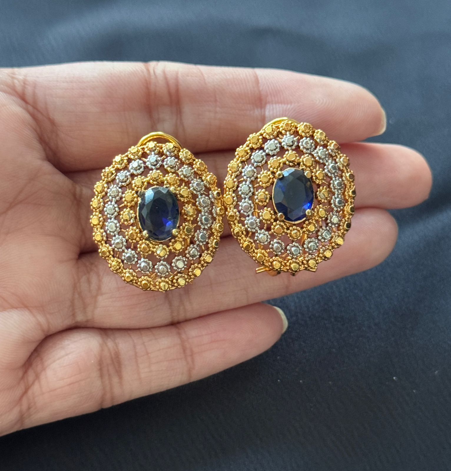 Trendy jewellery for women