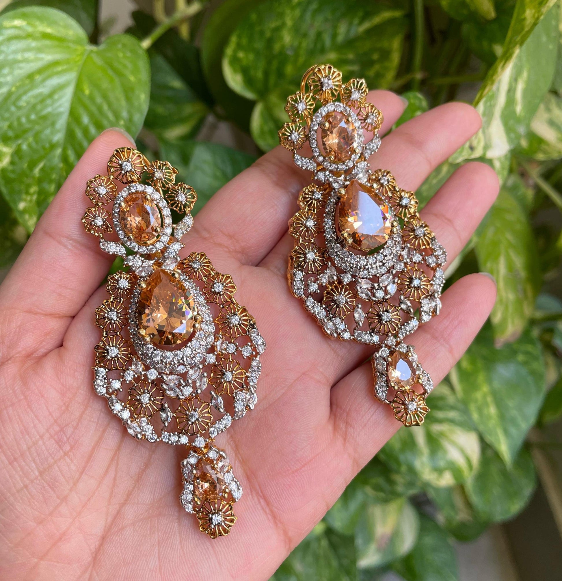 Trendy Earring Styles Pakistan for  Girl