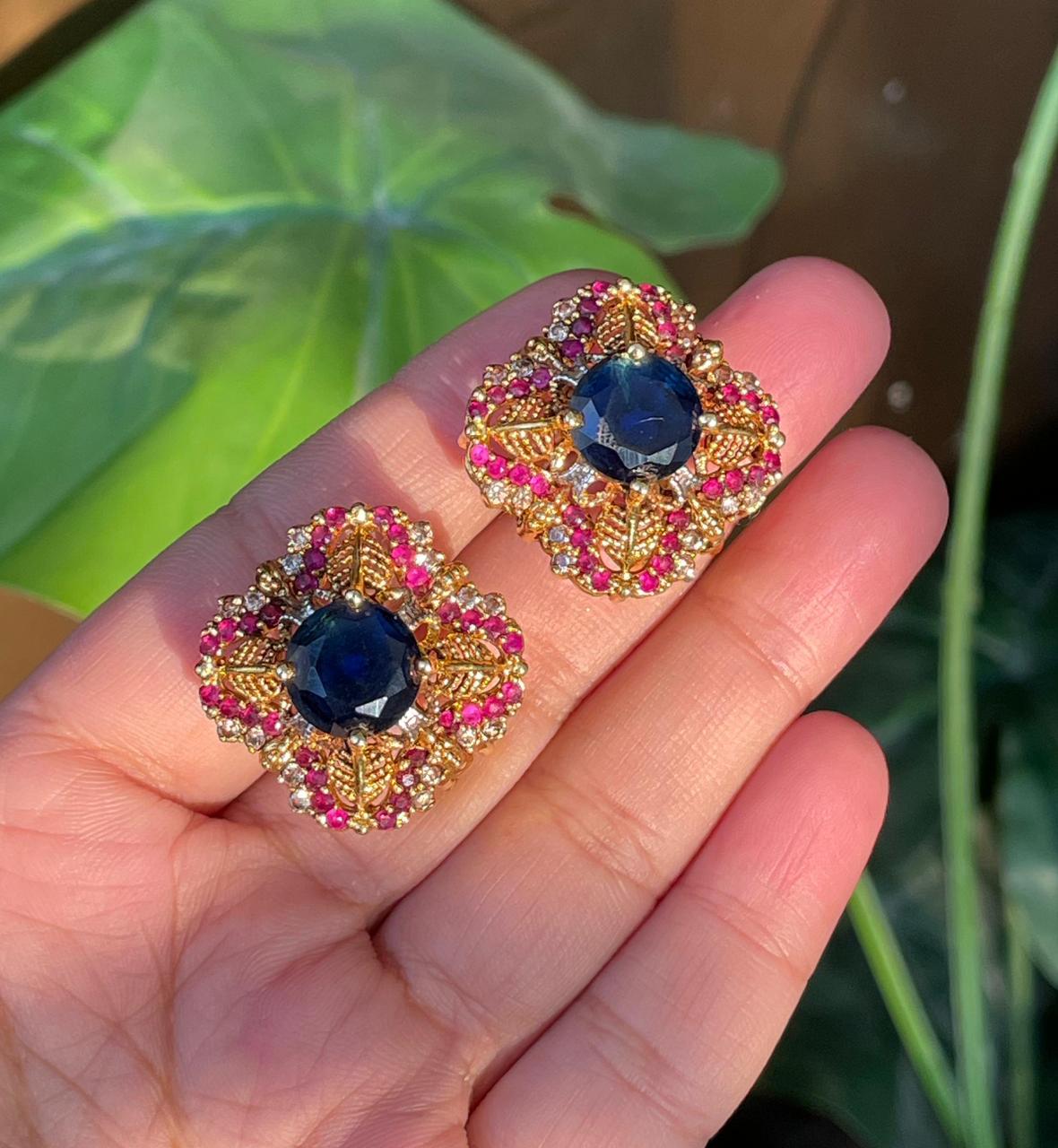 Light Weight Earrings 