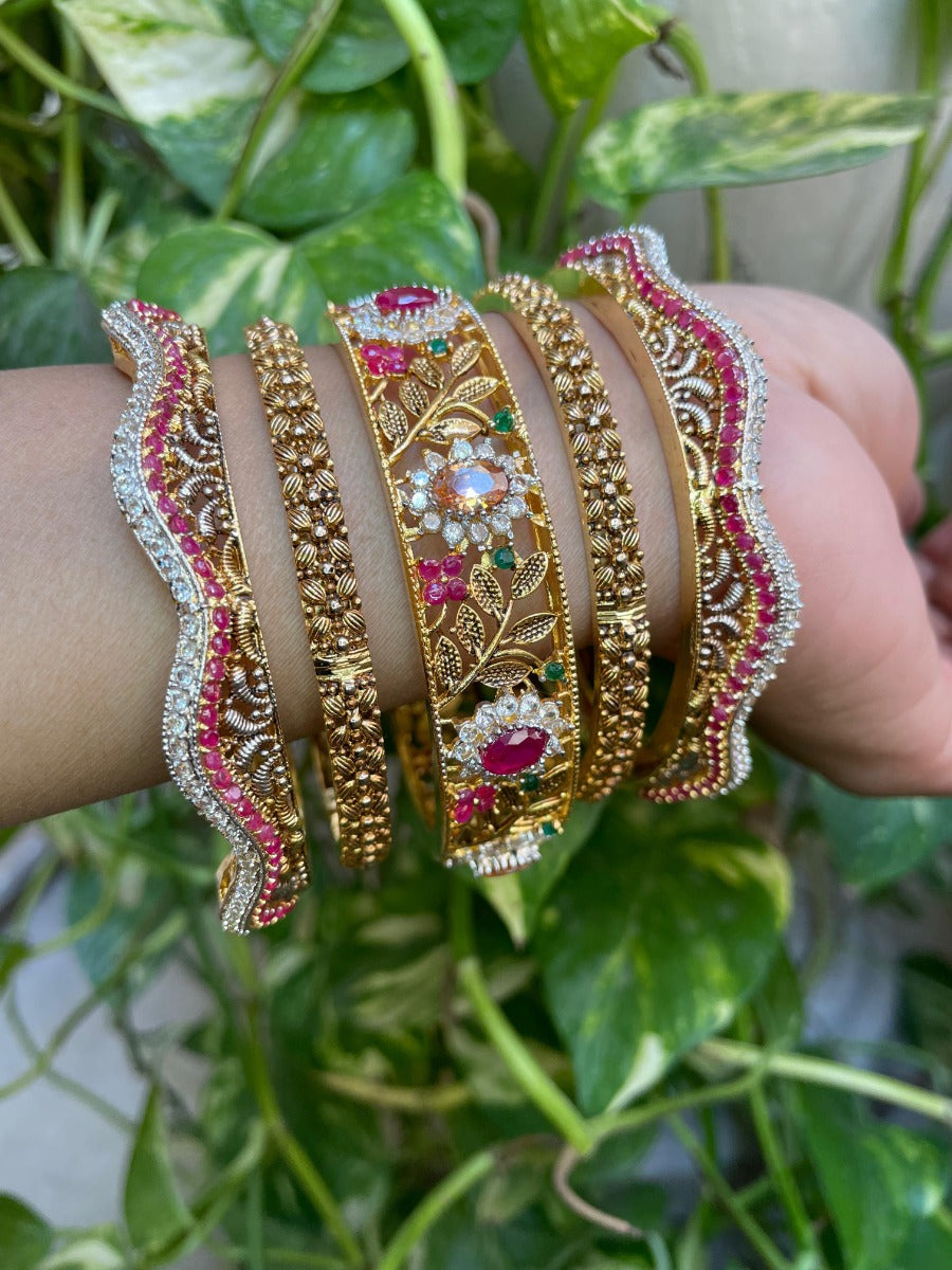 Women Gold Design Bangles