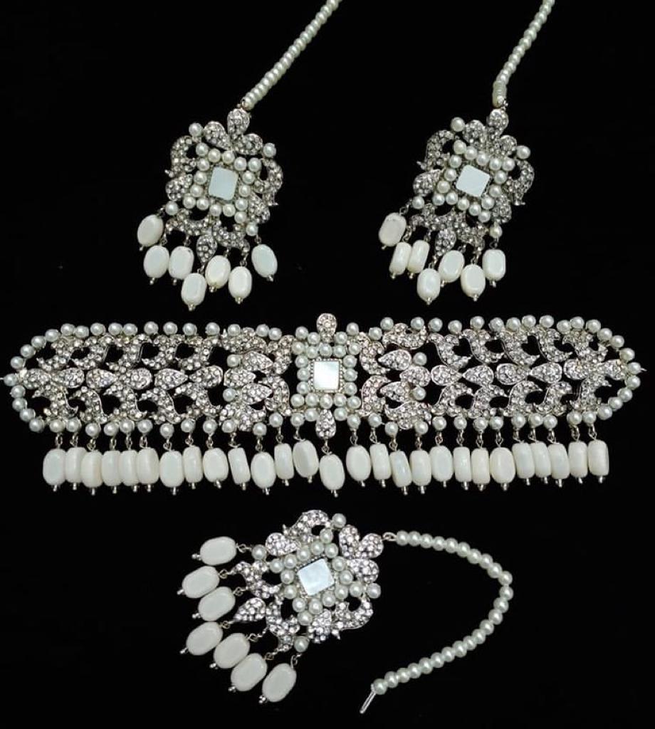 Women Silver Choker Necklace & Earrings set