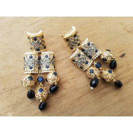 GOLDEN EARRINGS WITH GEMSTONES 