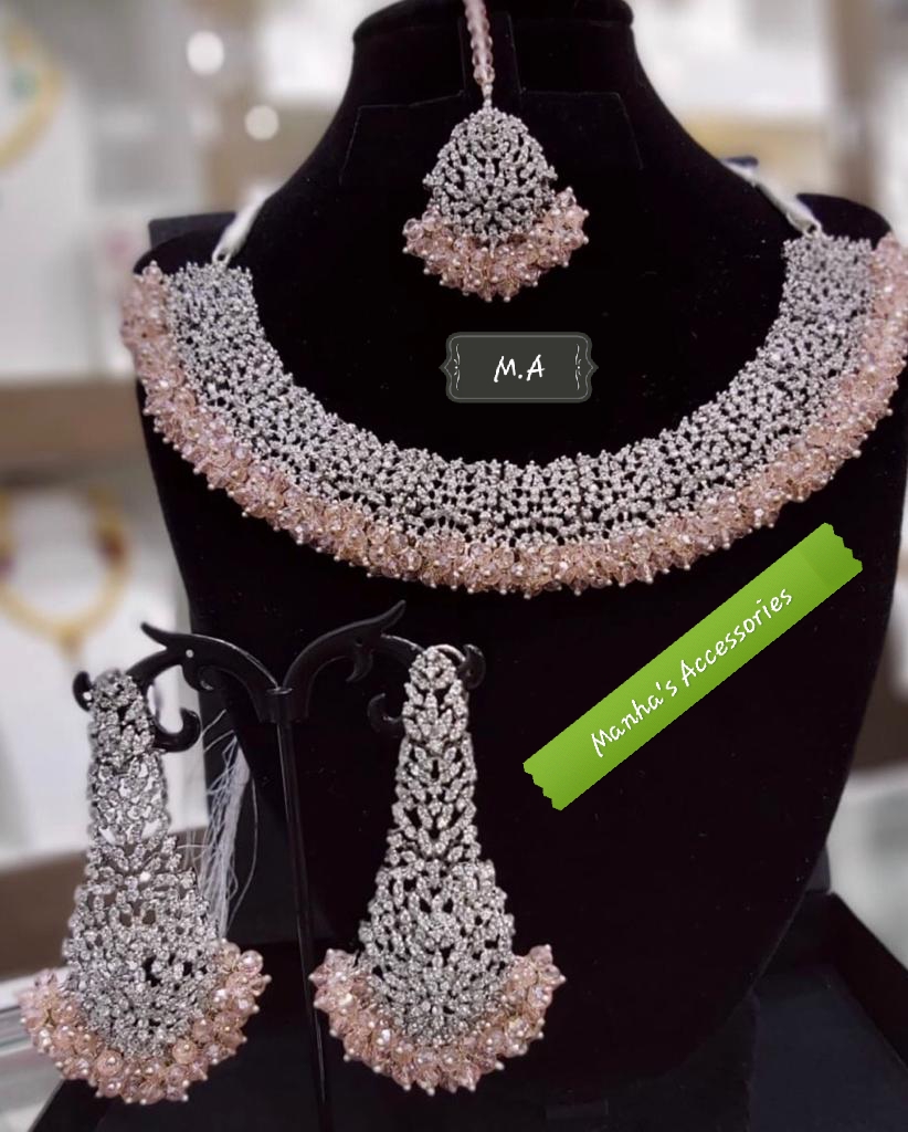 METALLIC FLOWER NECKLACE SET